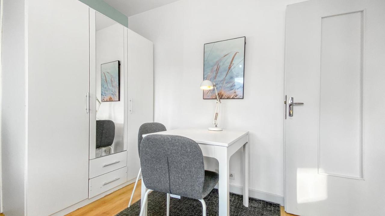 Homey Coloc Goodlife - Colocation Moderne - Chambres Privees - Wifi Et Netflix - Au Pied Du Tram Pour Geneve Ambilly Ngoại thất bức ảnh